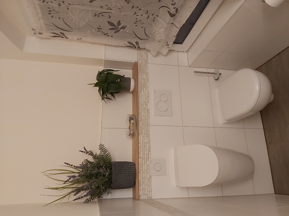 Bathroom overview in the Wasserturm apartment